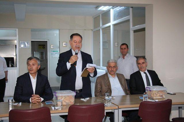 Oltu İmam Hatip Lisesi’nden iftar programı