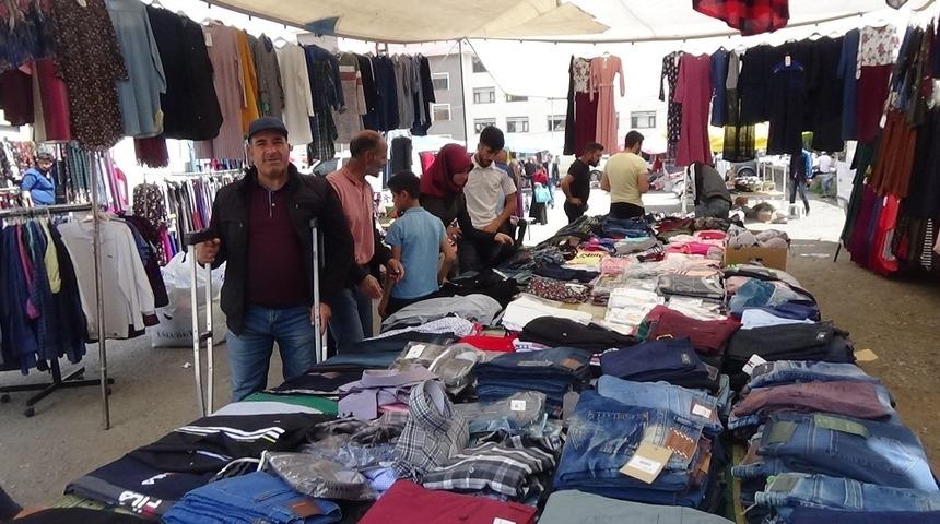 Muş’ta bayram pazarı kuruldu