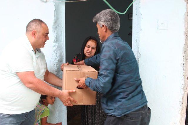 Diyarbakır Ak Sevdalılar Yardımlaşma Derneği’nden yardım seferberliği