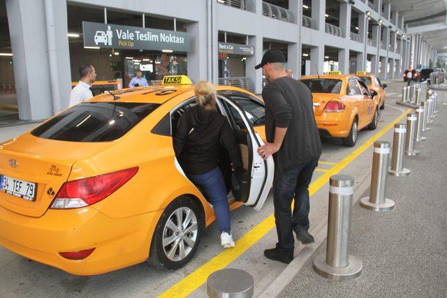 İstanbul Havalimanı taksicilerinden 