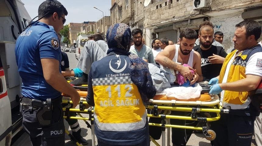 Otomobil ile motosiklet çarpıştı: 1 yaralı