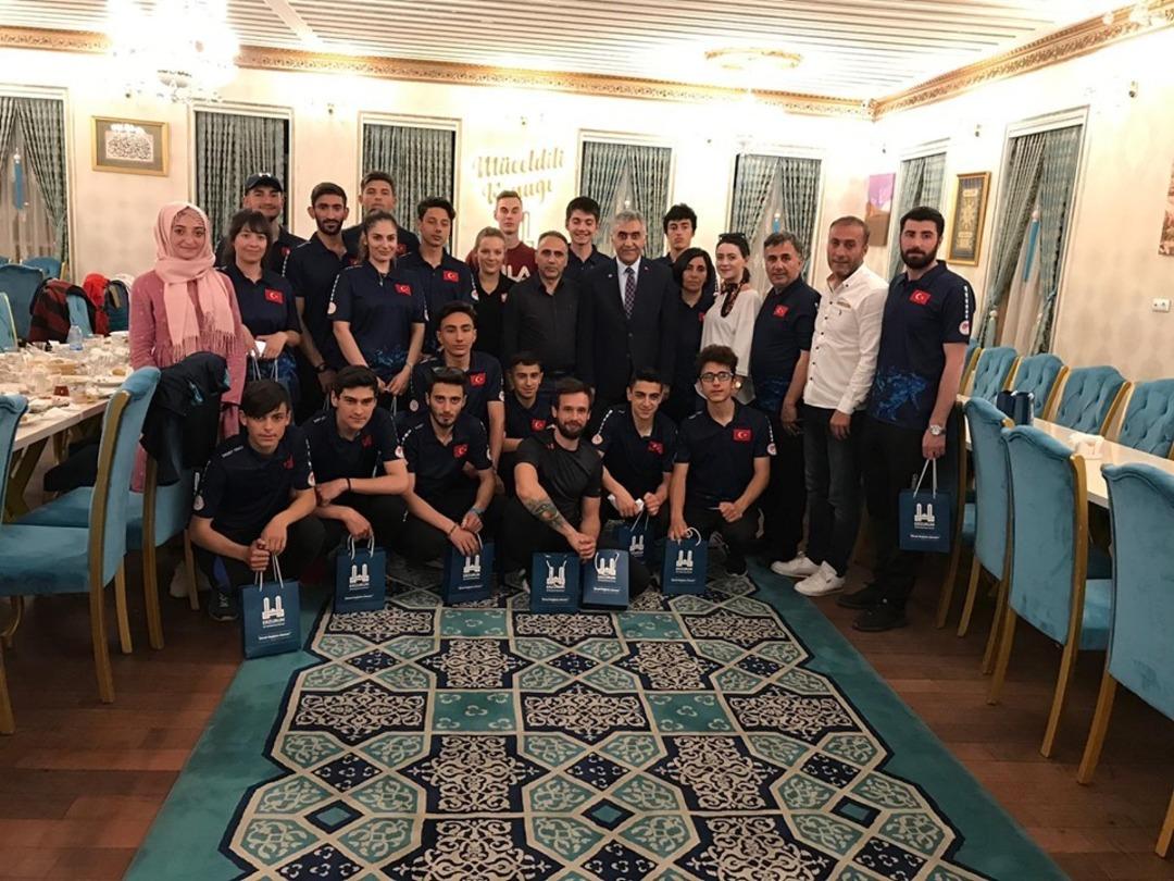 B&uuml;y&uuml;kşehir&rsquo;den milli takıma iftar