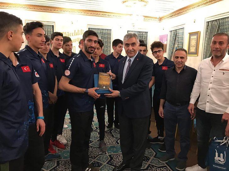 Büyükşehir’den milli takıma iftar G2