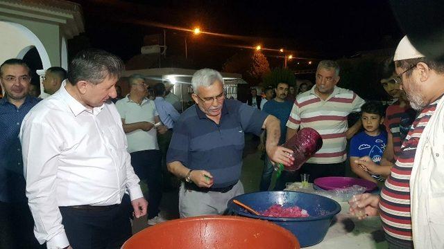 Nazillililer Kadir Gecesini Yeni Sanayi Camisinde idrak etti