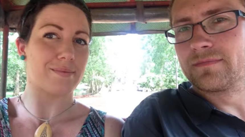 Farkında olmadan hayatının en b&uuml;y&uuml;k s&uuml;rprizini 1 yıl boynunda taşıdı!