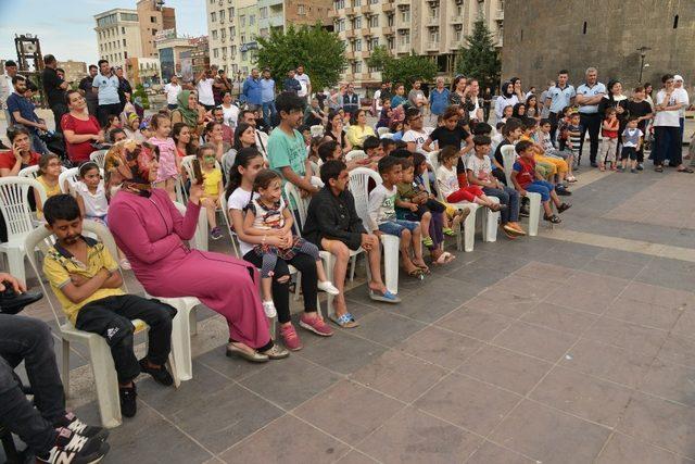 Diyarbakır’da çocuk şenliği düzenlendi