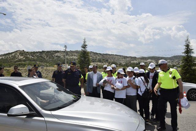 Vali Şıldak, kontrol noktalarını ziyaret etti