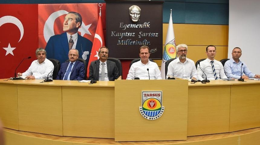 Seçer ve Bozdoğan, Tarsuslu muhtarlarla bir araya geldi