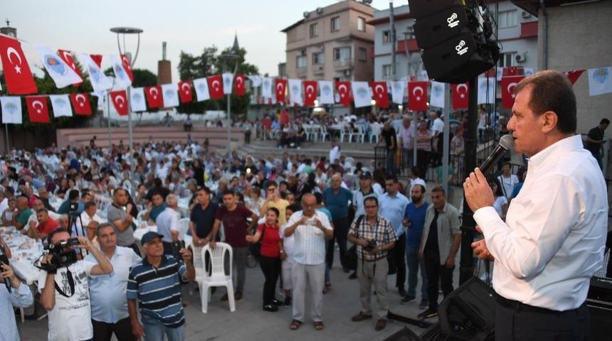 Başkan Se&ccedil;er, iftarda Tarsuslularla buluştu