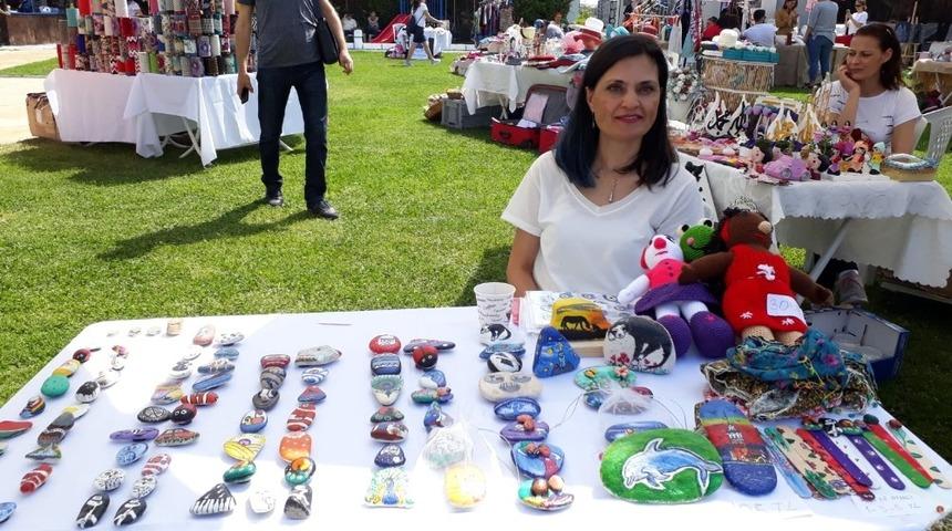 Ev kadınlarından &rsquo;Anne Eli Şenliği&rsquo;