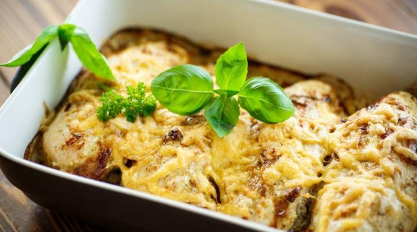 Fırında Kaşarlı Mantarlı Tavuk