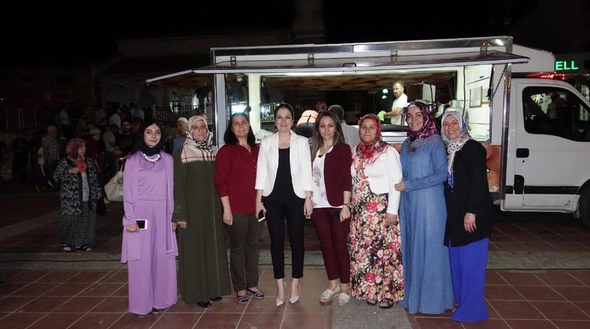 AK kadınlardan lokma hayrı