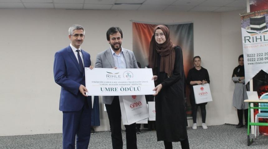 Umre &ouml;d&uuml;ll&uuml; hadis yarışması