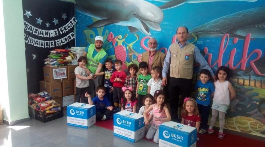 Minik eller ihtiya&ccedil; sahiplerine uzandı