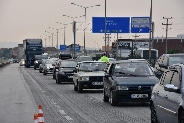 Bursa- Ankara yolunda bayram yoğunluğu