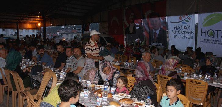 Hatay Büyükşehir Belediyesinden Yayladağı’nda iftar G2