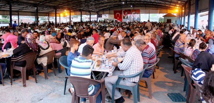 Hatay Büyükşehir Belediyesinden Yayladağı’nda iftar G4