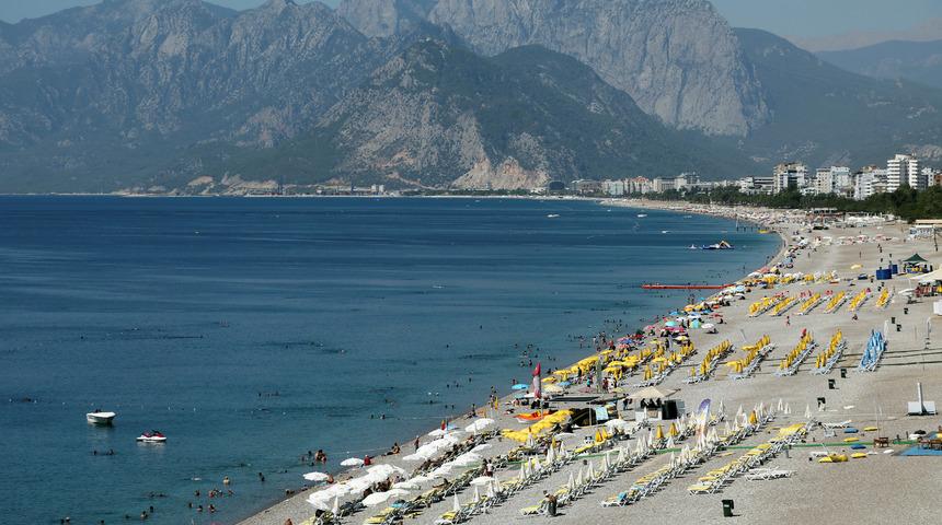 Antalya 5 ayda 3 milyon 310 bin turist ağırladı