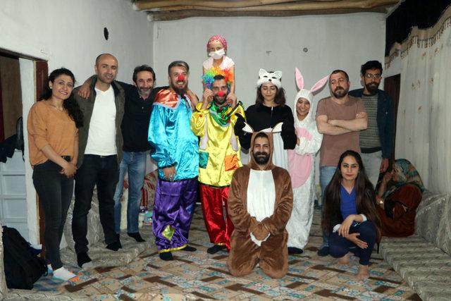Lösemi hastası Zozan'a tiyatro oyuncularından destek