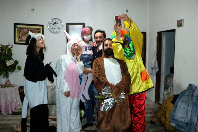 Lösemi hastası Zozan'a tiyatro oyuncularından destek