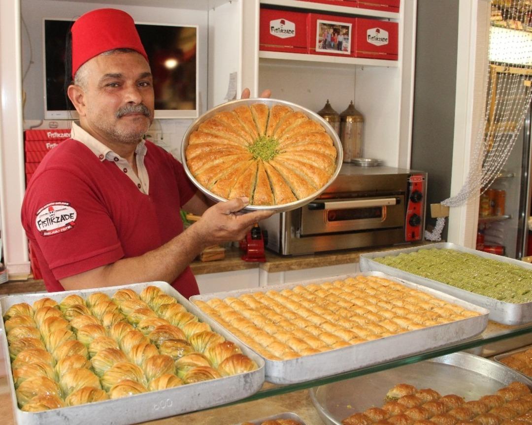 Ucuz baklava ve &ccedil;ikolataya dikkat