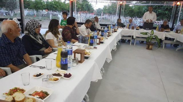 Milli Eğitim Müdürü Okumuş; Şehit öğretmen aileleri ile iftar yaptı