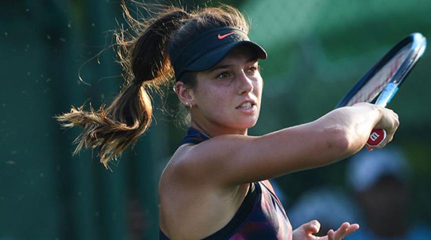 İpek Soylu'dan Tayland'da tekler şampiyonluğu