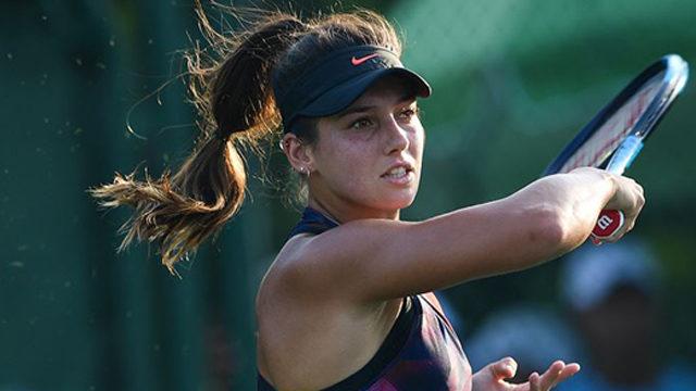 İpek Soylu'dan Tayland'da tekler şampiyonluğu