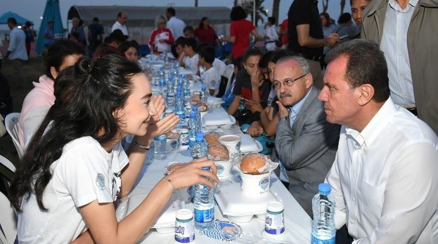 Başkan Seçer’den öğrencilere bayram müjdesi