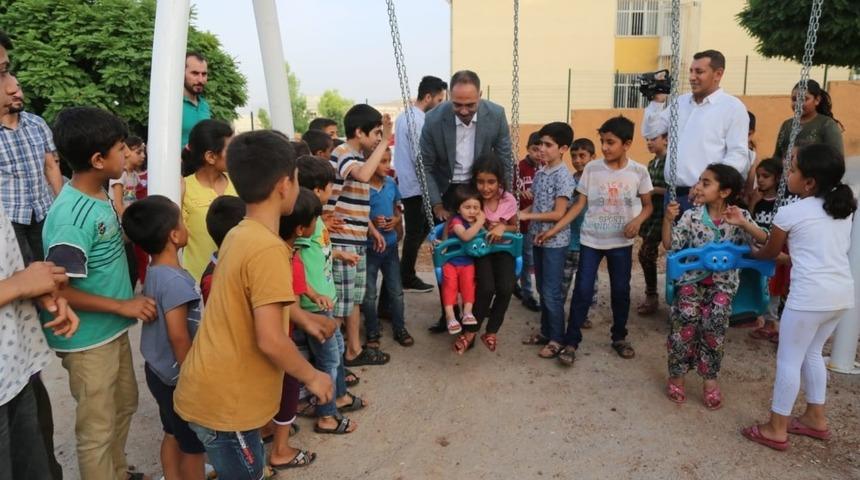 Parktaki &ccedil;ocuk oyun grubu yenilendi