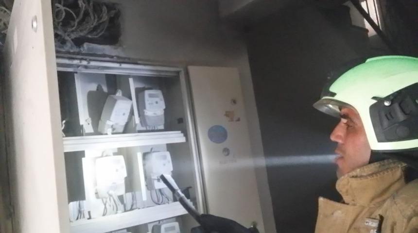 Burhaniye&rsquo;de elektrik panosunda &ccedil;ıkan yangın korkuttu