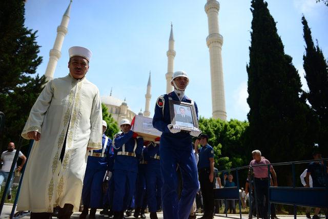Şehit Astsubay Ercan Sanca, Adana da son yolculuğuna uğurlandı 3