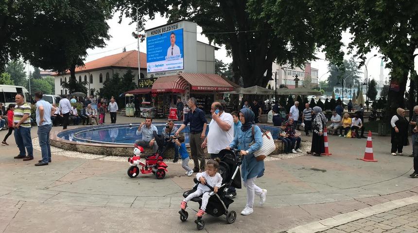Hendek merkezli 4,6'lık deprem, İstanbul'da da hissedildi