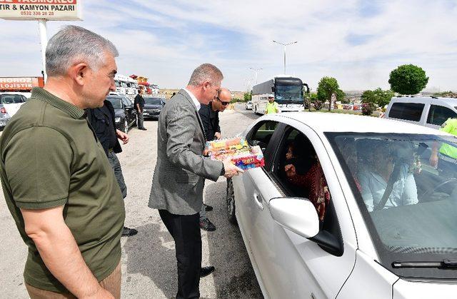 Vali Gül, trafik tedbirlerini yerinde denetledi