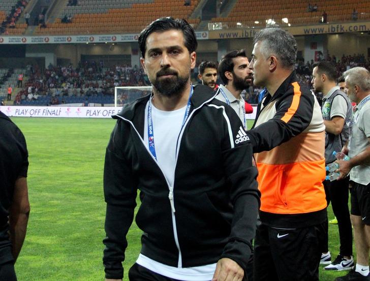 Yeni Malatyaspor'un g&uuml;ndeminde İlhan Palut var