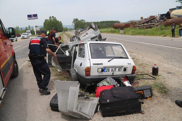 Kastamonu'da hafif ticari araçla otomobil çarpıştı: 7 yaralı