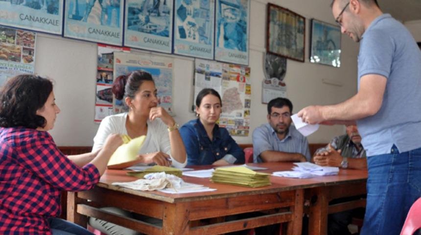 Bir garip seçim yarışı! Böylesi görülmedi