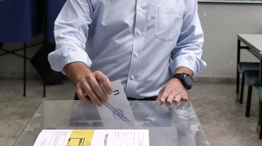 Yunanistan'daki yerel seçimlerde 3 Türk rakiplerini geride bıraktı!