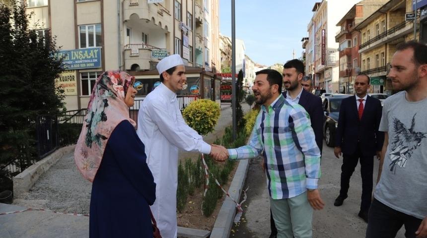 Başkan Arı, Lale Caddesinde çalışmaları inceledi