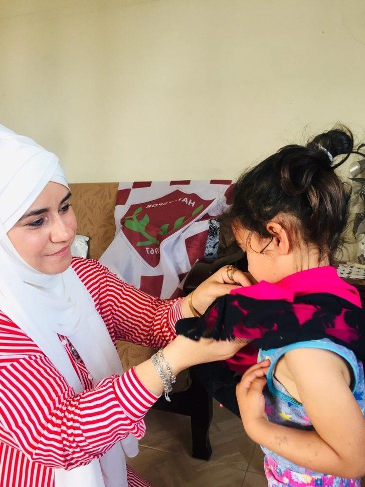 Hatay’da 50 çocuğa bayramlık kıyafet yardımı G5