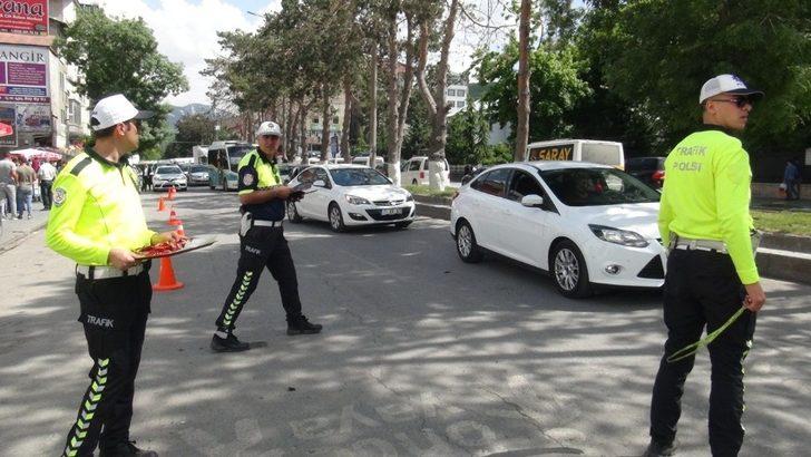 Tatvan’daki sürücüler için “Karne” dağıtıldı G3