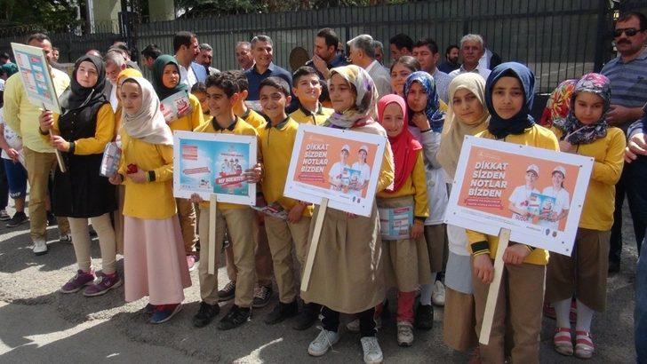 Tatvan’daki sürücüler için “Karne” dağıtıldı G5