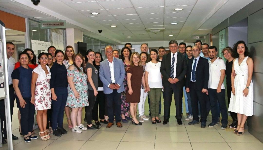 Karşıyaka Belediyesinde sıcak bayramlaşma