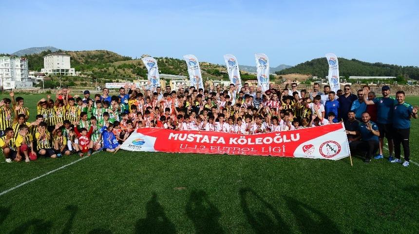 Kumluca&rsquo;da U12 Ligi sona erdi