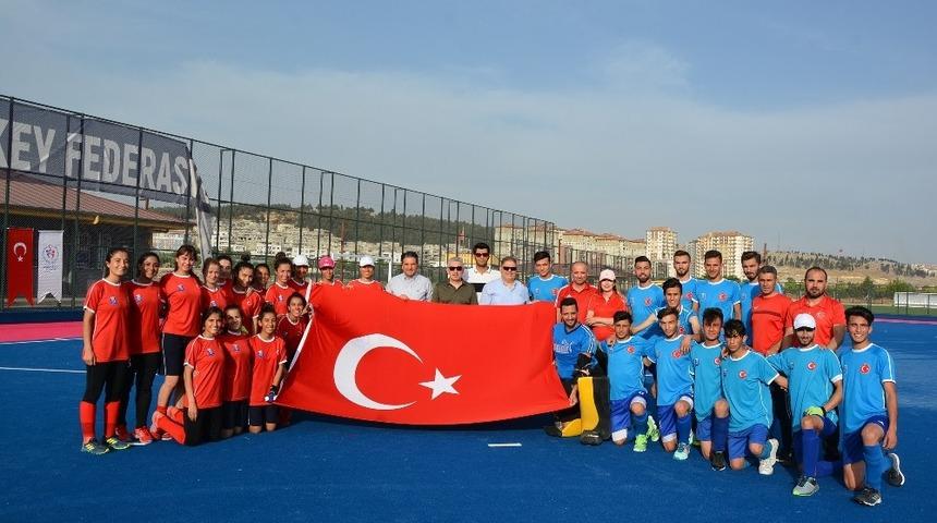 Emniyet M&uuml;d&uuml;r&uuml; Karaduman Polisg&uuml;c&uuml;&rsquo;n&uuml; yalnız bırakmadı