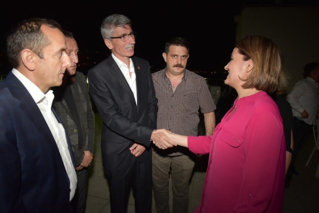 İzmit&rsquo;in muhtarları iftar sofrasında buluştu