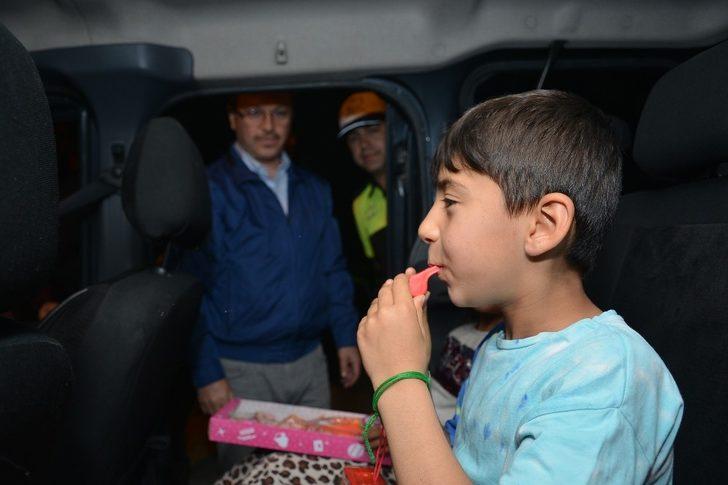 Çocuklara sürücü seyahat karneleri dağıtıldı G4