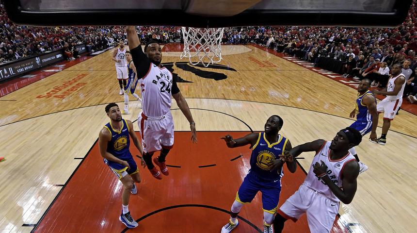 Golden State Warriors 109 - 104 Toronto Raptors