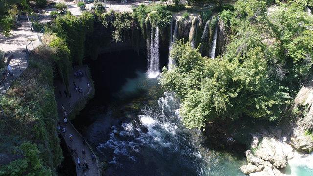 Antalya'nın şelaleleri bayram ziyaretçilerini bekliyor