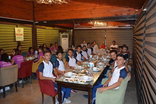 Avrupa şampiyonları iftarda buluştu